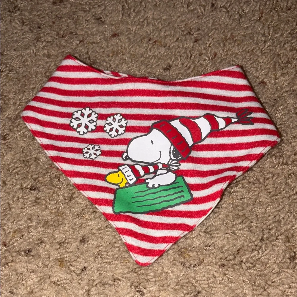 Peanuts Christmas Themed Red and White Striped Bib Size 12 months